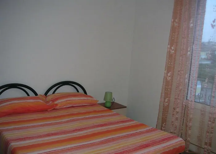 Al Corso Delle Terme, 191 *